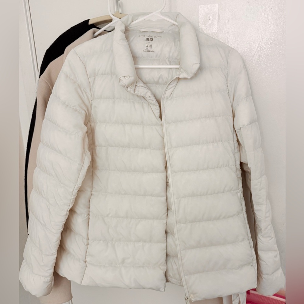 Uniqlo Off White Puffer Jacket
